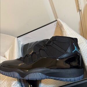 Jordan 11 Gamma Blue 2025 sneakers black with yellow Jumpman logo NEW